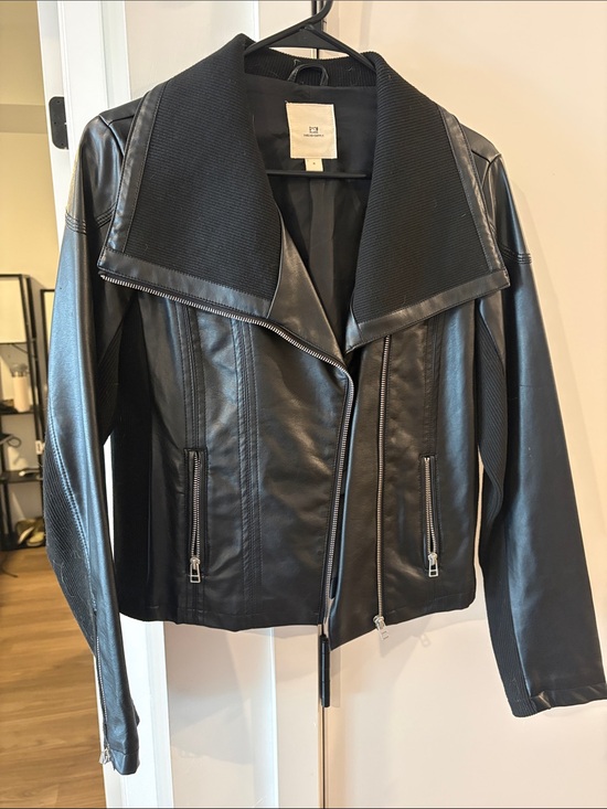 H&M Jackets & Blazers - H&M Black Faux Leather Moto Jacket with Wide Ribbed Collar